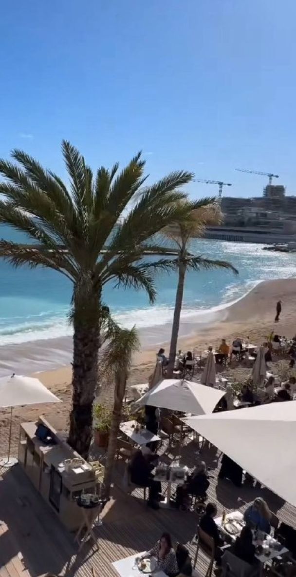 Оля Полякова с дочерью Машей на отдыхе / © instagram.com/polyakovamusic