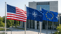 Прапори США, НАТО та ЄС