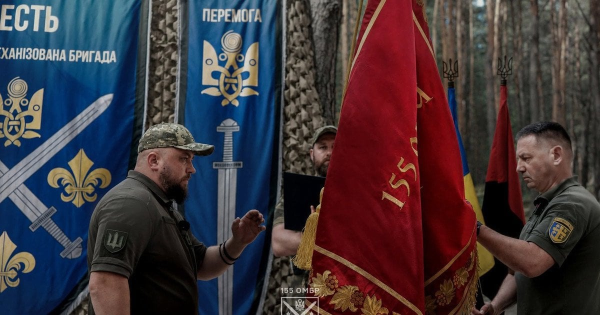 Андрій Крока (зліва)