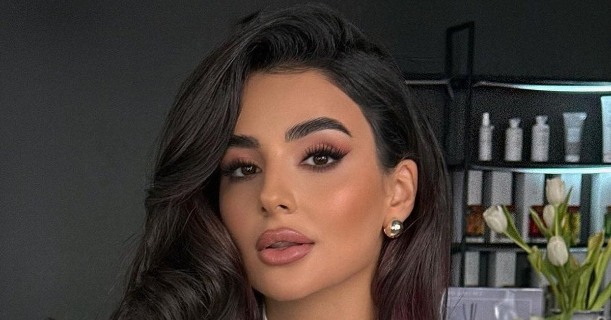 Анна Трінчер