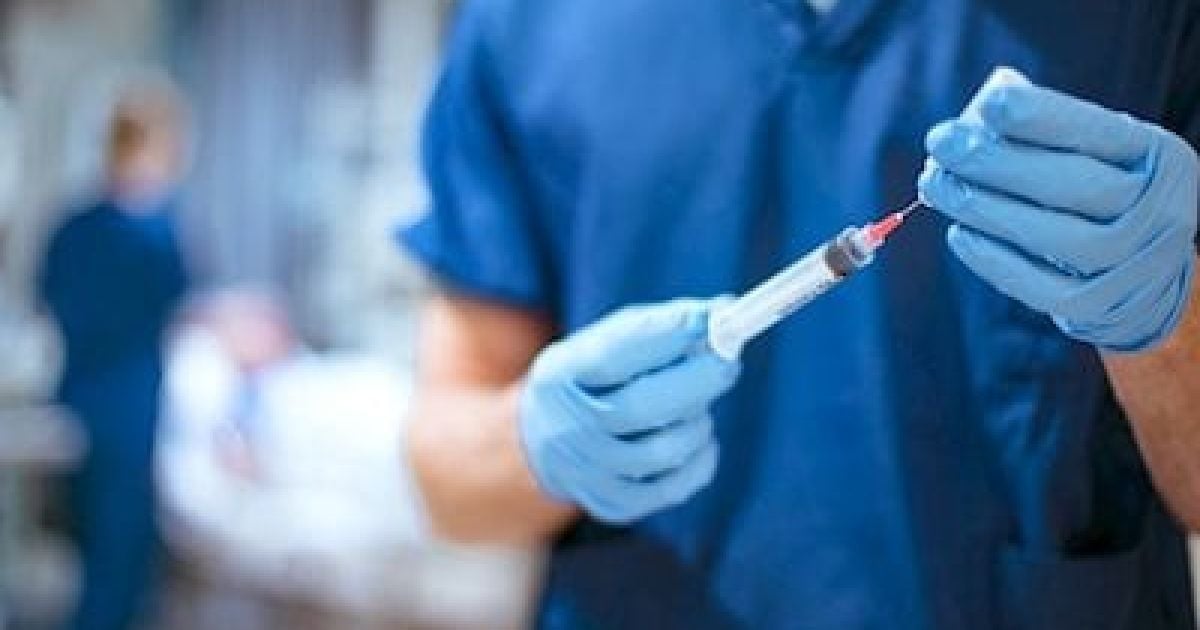 В Киеве небрежность анестезиолога привела к смерти мужчины: врачу сообщили о подозрении