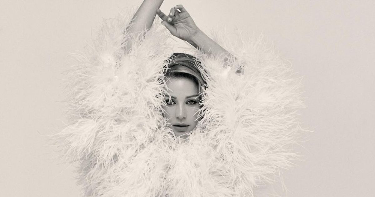 Tina Karol in a fur coat on her naked body showed how she celebrated her 39th birthday: photo