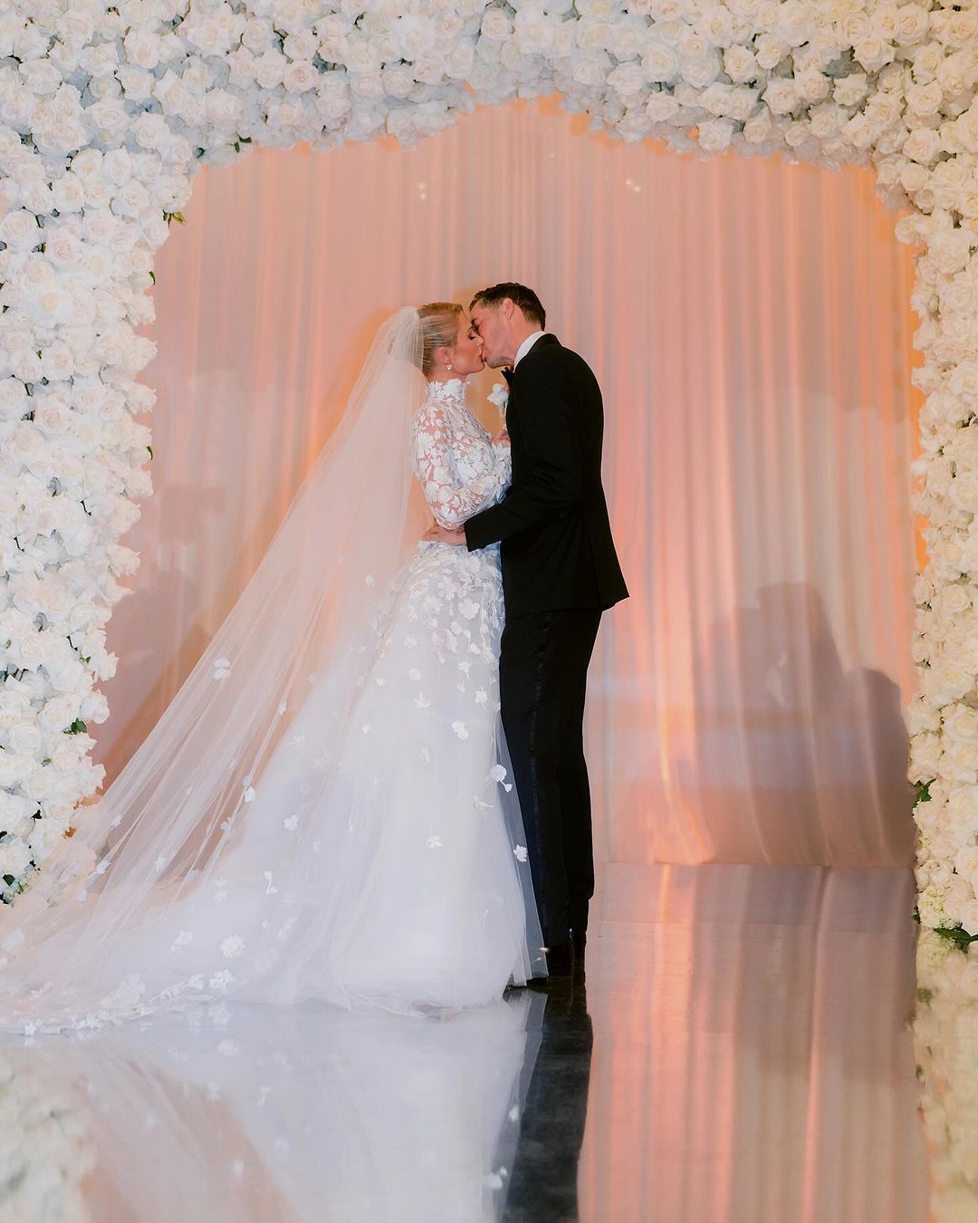 Свадьба Пэрис Хилтон / © instagram.com/parishilton