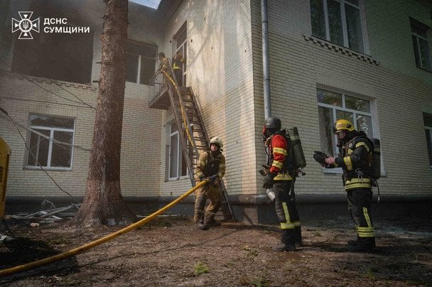РФ атакувала дитячий садочок у Сумах: що відомо про постраждалих та загиблих (фото, відео)