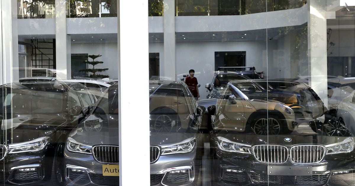 Реєстрація нових авто просто в автосалоні: в Кабміні готуються до експерименту