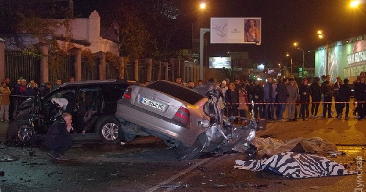 В Одесі сталася аварія, в якій загинули шестеро людей. / © Думская
