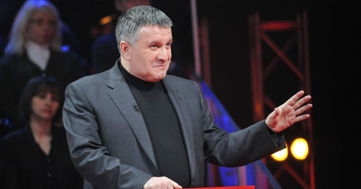 Аваков заявил, что перед скандалом со стаканом Саакашвили предлагал ему стать премьером