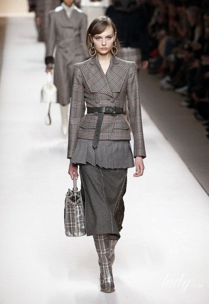 Колекція Fendi прет-а-порте сезону осінь-зима 2018-2019 / © East News