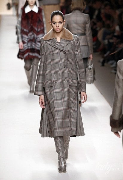Колекція Fendi прет-а-порте сезону осінь-зима 2018-2019 / © East News