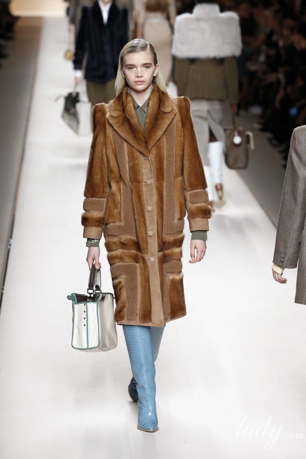 Колекція Fendi прет-а-порте сезону осінь-зима 2018-2019 / © East News
