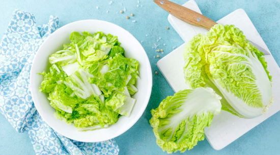 Семь рецептов салатов из пекинской капусты на все вкусы и случаи жизни