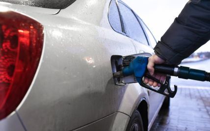 Українські АЗС отримали нову граничну вартість пального: якою повинна бути максимальна ціна на бензин та дизель