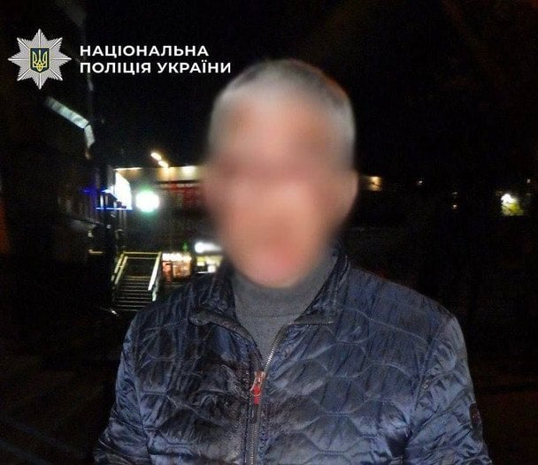 У Києві чоловік влаштував стрілянину посеред дороги: перші деталі (фото)