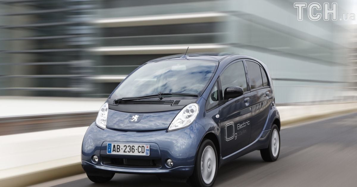Из электрического субкомпакта Peugeot сделали передвижную кухню