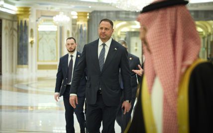 Україна не обговорювала з США питання територіальних поступок - радник ОП