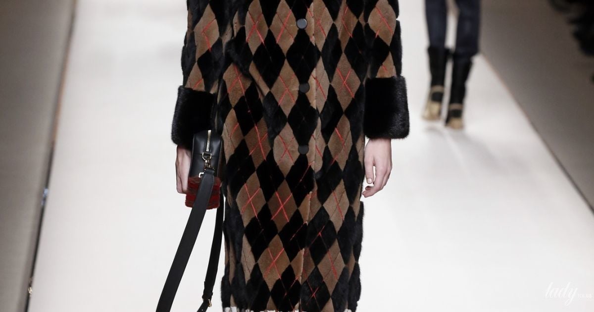 Колекція Fendi прет-а-порте сезону осінь-зима 2018-2019 / © East News
