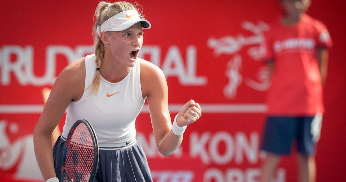 Ястремська вперше в кар’єрі виграла турнір серії WTA, розтрощивши суперницю у фіналі Гонконгу