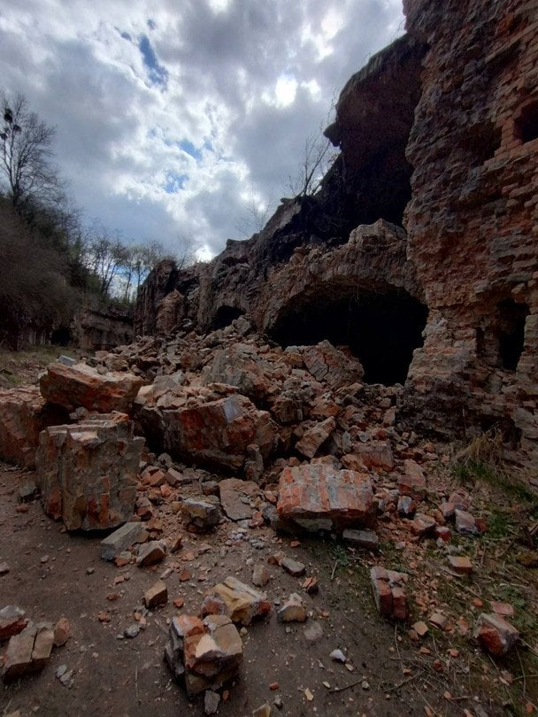 У Тараканівському форту обвалилася частина історичної будівлі. Фото: Андрій Швачко / © соцмережі