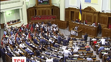 Народные депутаты в первом чтении приняли закон об ответственности за кнопкодавство