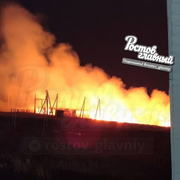 Пожежа електропідстанції в Дугіно / © російські телеграм-канали