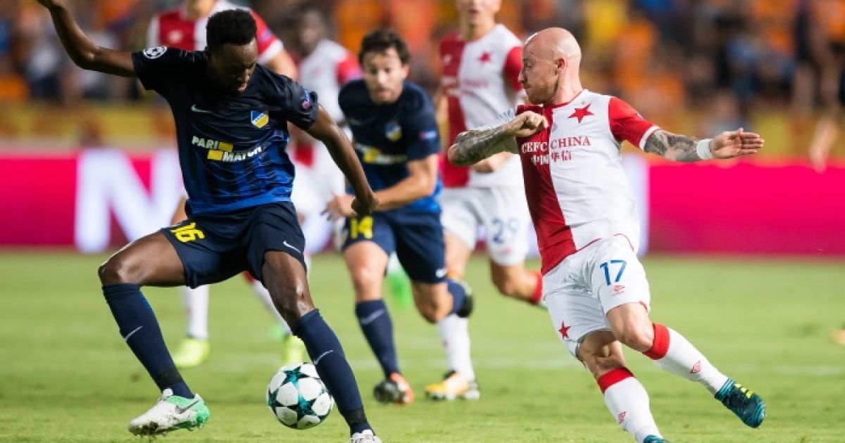 Команда Ротаня на Кіпрі поступилася АПОЕЛу