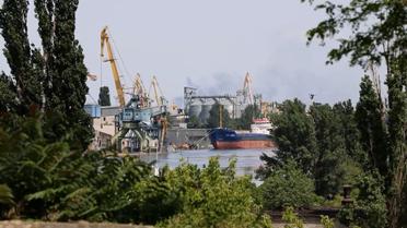 Підрив Каховської ГЕС: Херсонщину затоплює, людей евакуюють