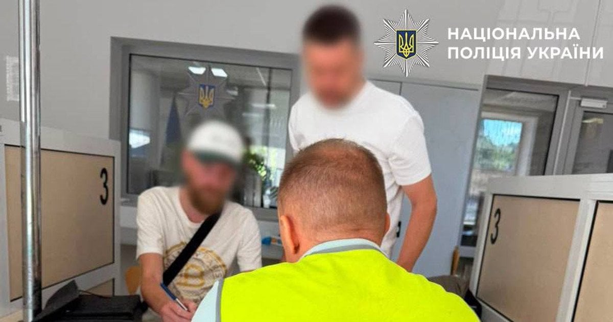 Залишив собаку на балконі у спеку: киянину повідомлено про підозру через смерть тварини