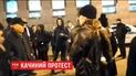 У Петербурзі кілька десятків людей вимагали відставки прем'єр-міністра