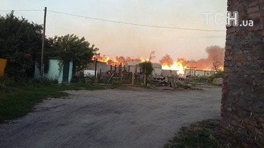 На Хмельниччині сталася масштабна пожежа на складах з коноплею / © ГУ Національної поліції в Хмельницькій області