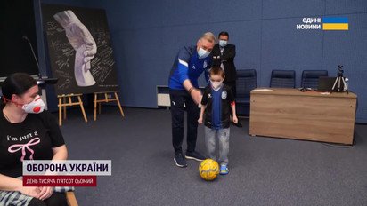Подарили сердечко нашему ребёнку! Коля после трансплантации уже сыграл в мяч