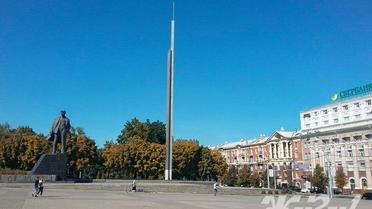 В Донецке исчезли флаги &quot;ДНР&quot;. / © Жизнь