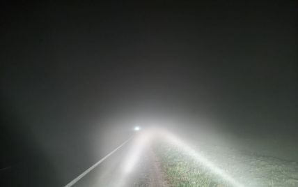 Соблюдайте дистанцию: на Львовщине водителей предупреждают о сильном тумане