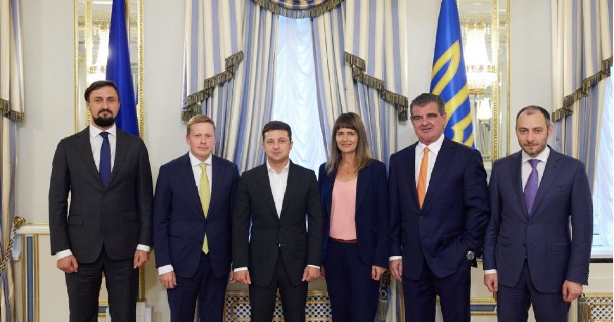 Stadler построит завод в Украине: подписан меморандум при участии Зеленского - Vimarsana News