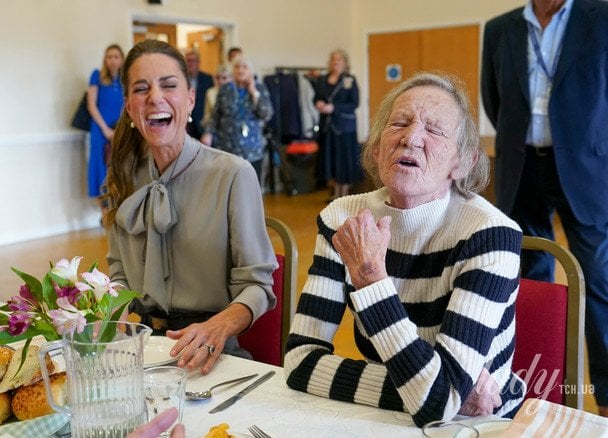 Принцеса Уельська під час візиту до організації / © Getty Images