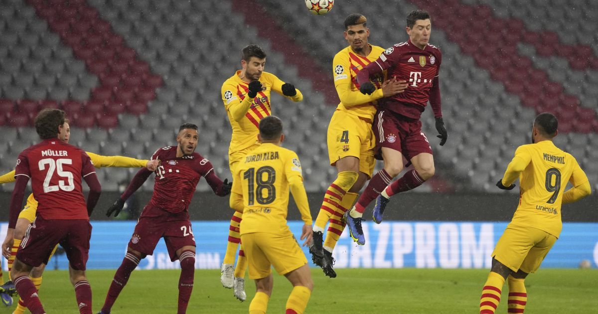 "Барселона" разгромно проиграла "Баварии" и впервые за 21 год не вышла из группы Лиги чемпионов (видео)