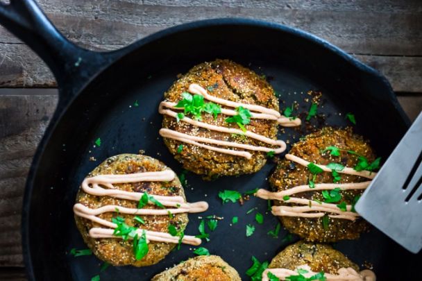  / © feastingathome.com