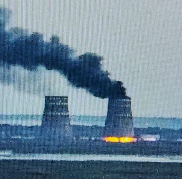 Ecco come appare un incendio sul territorio della centrale nucleare di Zaporizhzhya / © Yevhen Yevtushenko