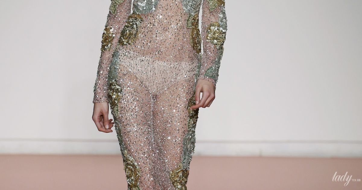 Коллекция Blumarine прет-а-порте сезона осень-зима 2019-2020_15 / © East News