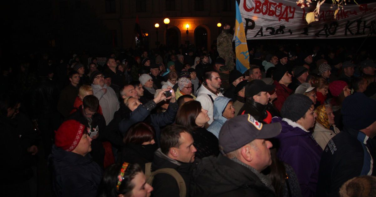 Дніпропетровці вийшли на мітинг підтримки Корбана / © ТСН.ua