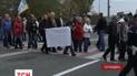 Фермеры Черниговщины устроили акцию протеста, остановив движение международной трассы