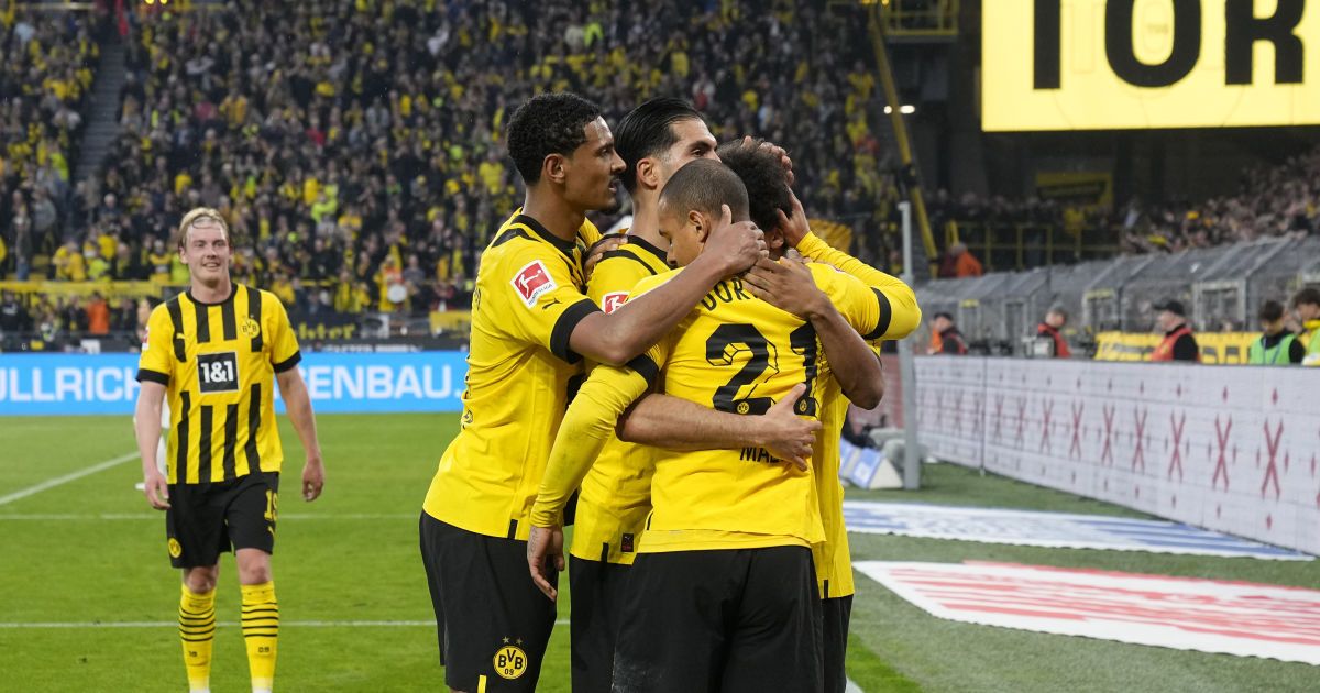 Дортмундская "Боруссия" возглавила Бундеслигу
