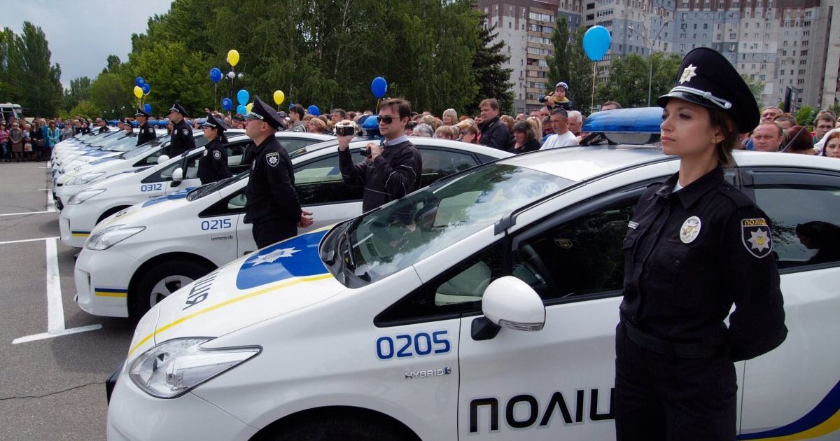 Первая группа украинских патрульных полицейских отбыла на учебу в Турцию