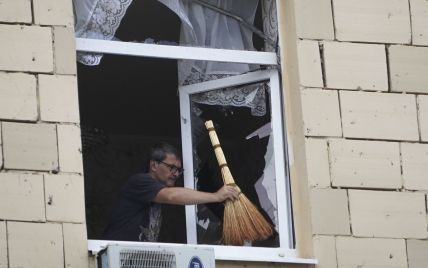 У Київській області уламок збитої ворожої ракети застряг в автівці (фото)