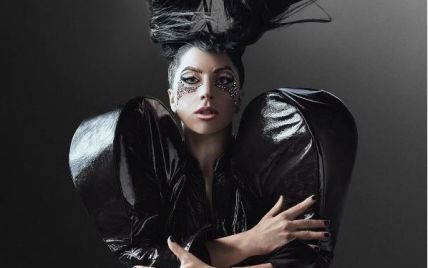 Больная Леди Гага впервые поделилась совместным фото с новым избранником