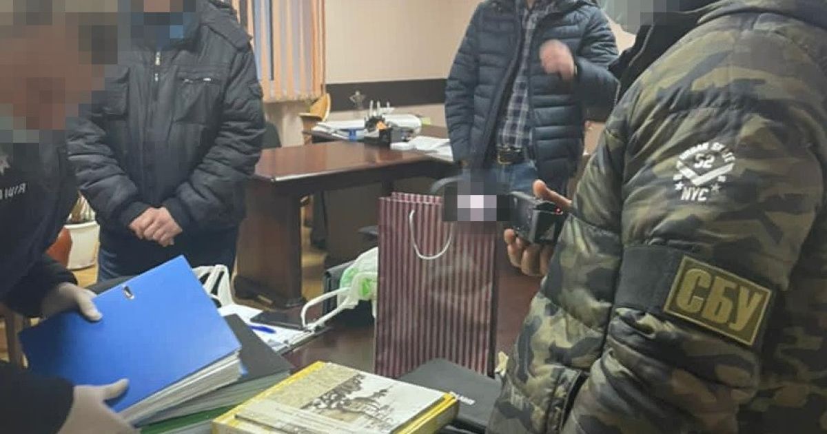 Під Києвом на мільйонному хабарі погоріли голова ОТГ і його заступник