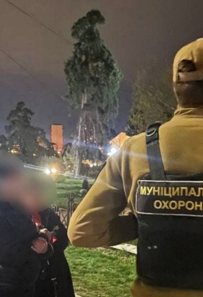 затримання підлітків