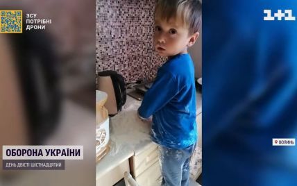 "Не психуй!": 3-летний Назар, "подорвавший" Интернет, и дальше испытывает нервы мамы своим пекарством
