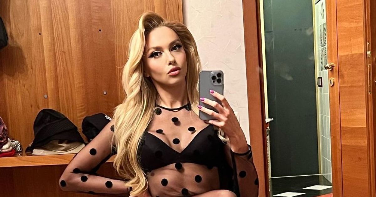 Оля Полякова