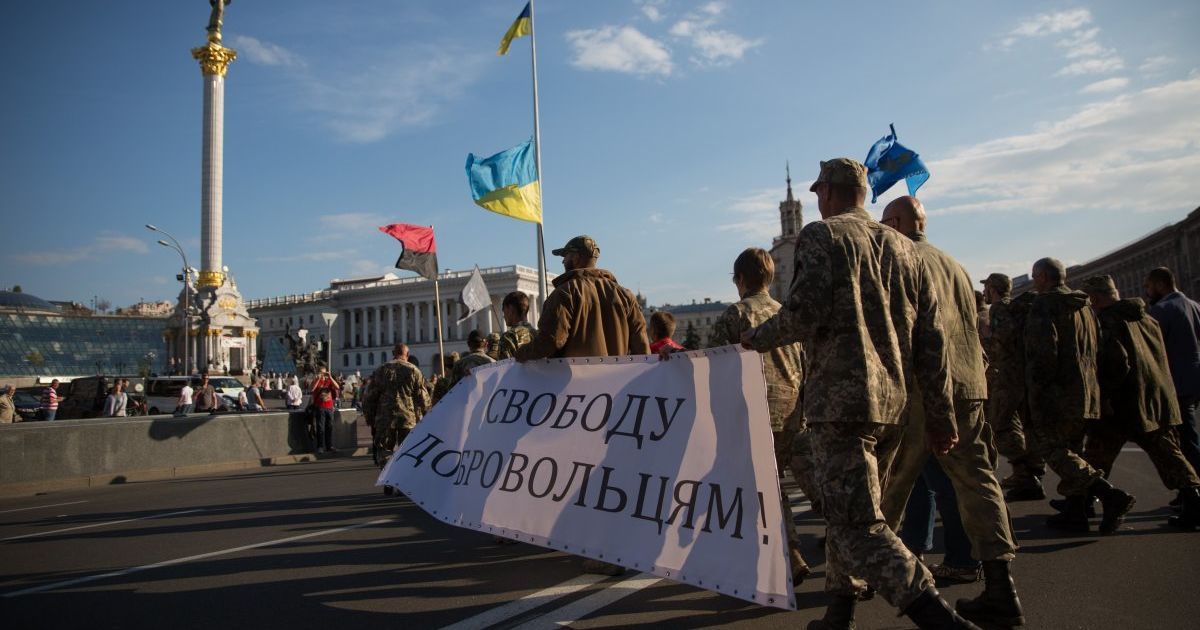 Марш батальйону ОУН у Києві_4 / © УНИАН