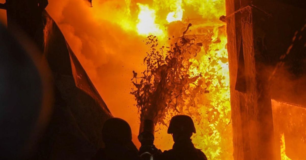 У ліквідації наслідків взяли участь понад 80 рятувальників